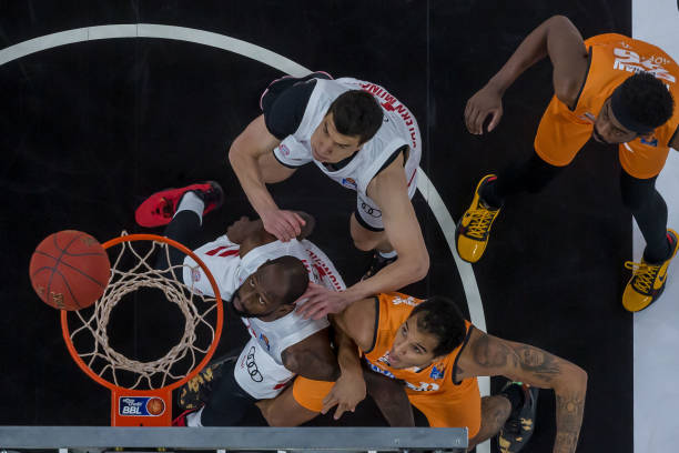 被严格执行 被严格执行