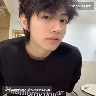 束婉义